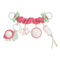 Kolorowa zawieszka do wózka Canpol babies PASTEL FRIENDS w odcieniach różu i mięty. Posiada lusterko, gryzaki i szeleszczące elementy, które wspierają rozwój sensoryczny niemowlęcia. Idealna do wózka, łóżeczka lub fotelika samochodowego.