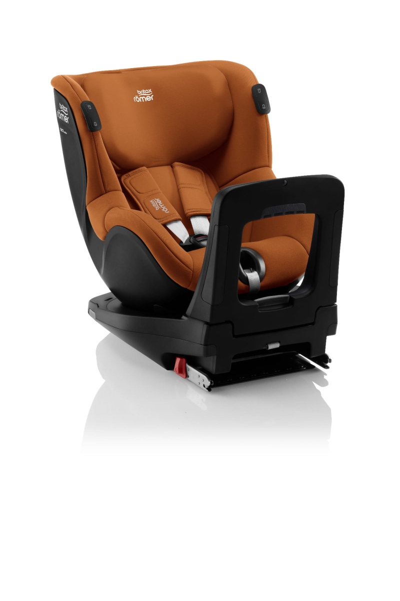 Britax-Romer_Dualfix_iSense_z_bazą_flex_base_Golden_cognac.jpg