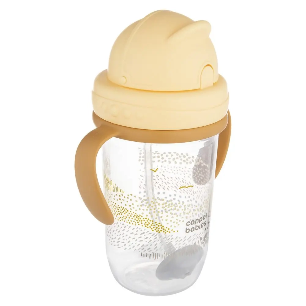 Beżowy kubek niekapek Canpol babies 270 ml z rurką i odważnikiem, zamykany dla 100% szczelności, idealny do nauki samodzielnego picia