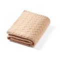 Jasnobrązowy kocyk dziecięcy Babyono 1648-02 wykonany w 100% z wełny merino, lekki, ciepły i antyalergiczny – idealny do łóżeczka i wózka