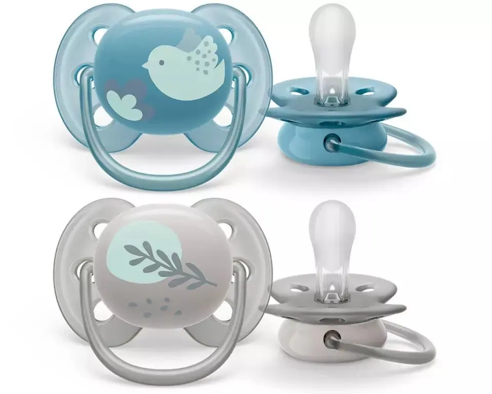 Philips Avent Ultra Soft 6–18 m – smoczki w kolorze niebieskim z motywem ptaszka i szarym z motywem liści, bez BPA, z miękką silikonową końcówką