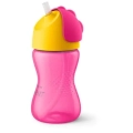 Philips Avent SCF798/02 różowy kubek ze słomką 300 ml – widok z boku z odchyloną żółtą pokrywką, ergonomiczny kształt i antypoślizgowa powierzchnia, bezpieczny kubek do picia dla maluchów
