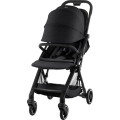 Britax-Romer Flylite Carbon Black – wózek z przodu z całkowicie opuszczoną budką UPF50+, pięciopunktowymi pasami bezpieczeństwa i pałąkiem