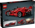 Tył pudełka LEGO Technic Ferrari FXX K 42212 z widokiem zbudowanego modelu i prezentacją funkcji, takich jak otwierane drzwi i silnik V12.
