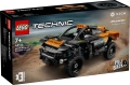 Pudełko zestawu LEGO Technic NEOM McLaren Extreme E 42166 przedstawiające czarno-pomarańczowy samochód wyścigowy z napędem pull-back pędzący po terenie.