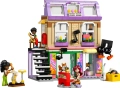 Zestaw LEGO Friends 42653 przedstawiający sklep muzyczny i mieszkanie z instrumentami oraz minilaleczkami Paisley, Zaca i Elsy D.