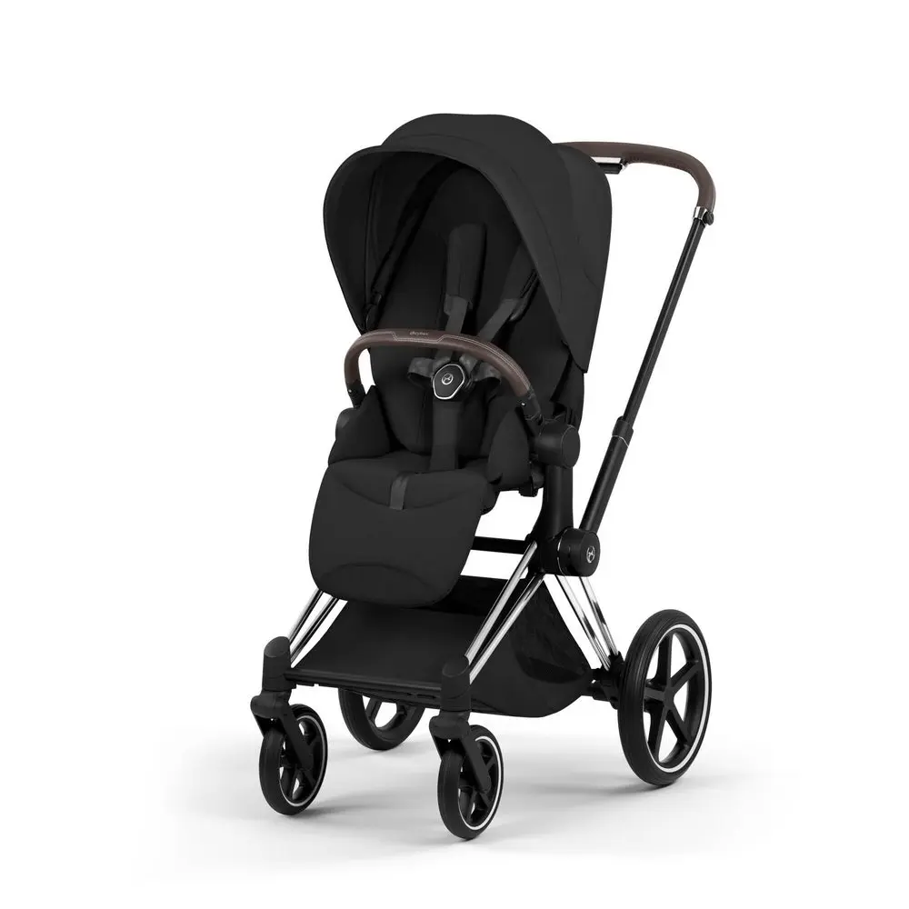 Czarny sepia black wózek spacerowy Cybex Priam Style z chromowaną ramą i dużą budką przeciwsłoneczną