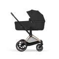 Cybex Priam Comfort gondola wózka dziecięcego widok boczny czarna gondola na ramie rosegold