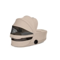 Cybex Mios Style gondola cozy beige z siateczkowymi okienkami zapewniającymi wentylację i komfort dziecka
