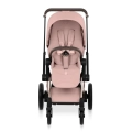 Cybex ePriam Style peach pink wózek spacerowy widok z przodu z pasami bezpieczeństwa i ergonomicznym siedziskiem dla dziecka
