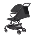 Wózek spacerowy Carrello Evo z okienkiem wentylacyjnym i regulowaną budką przeciwsłoneczną.