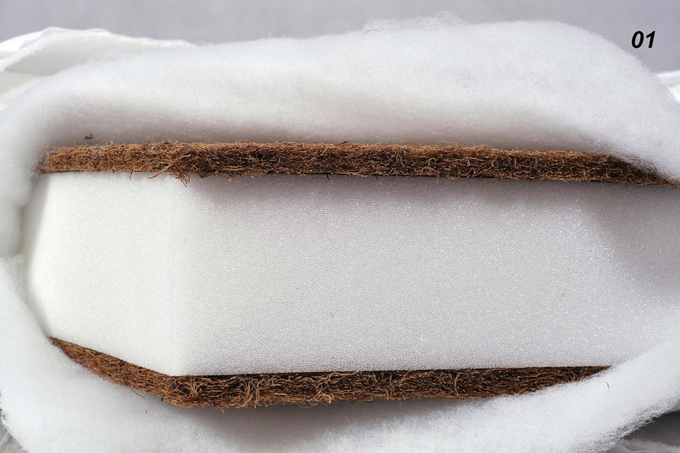 Wstawka z kokosa występuje tu dwustronnie