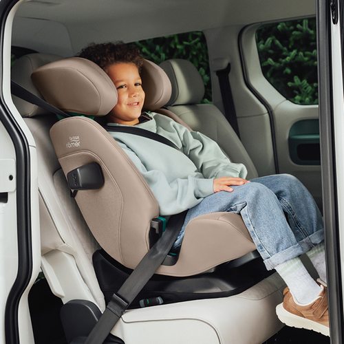 Britax-Romer Safefix fotelik z funkcją EasyRecline reguacja kąta nachylenia oparcia