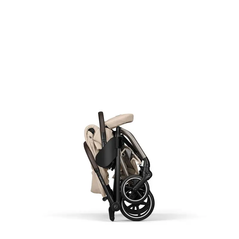 Cybex Eezy S Twist+2 kompaktowy wymiar wózka spacerowego po złożeniu