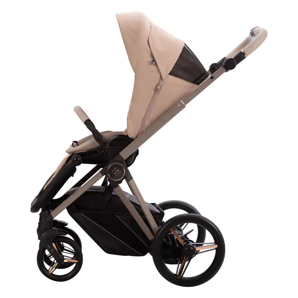 bebetto monti premium class okienko podglądowe w budce